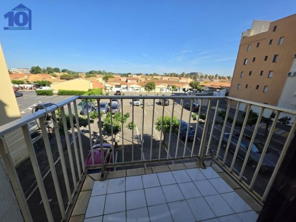A louer STUDIO  17 M2 TERRASSE BORD DE MER VALRAS PLAGE