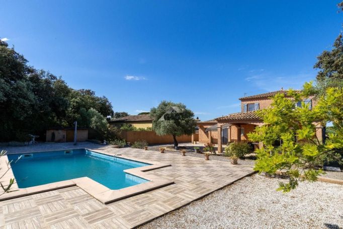 A louer MAISON  5 PIECES 134 M2  VENDEMIAN