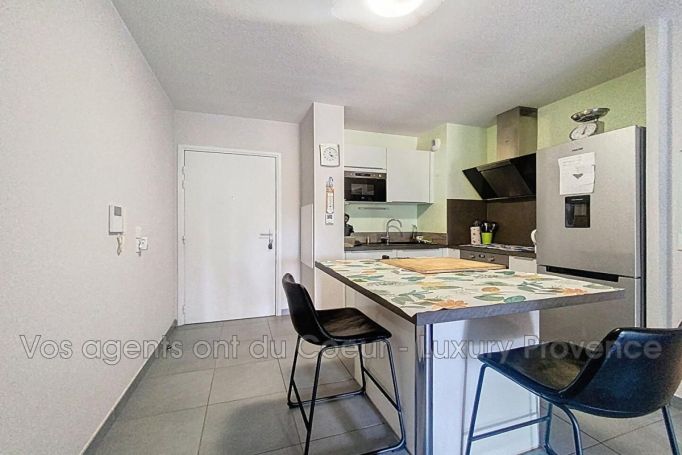 A louer APPARTEMENT T2 43 M2 TERRASSE  GARDANNE