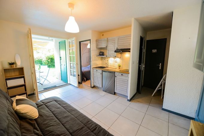 A louer APPARTEMENT T2 25 M2 TERRASSE BORD DE MER SAINT GEORGES DE DIDONNE
