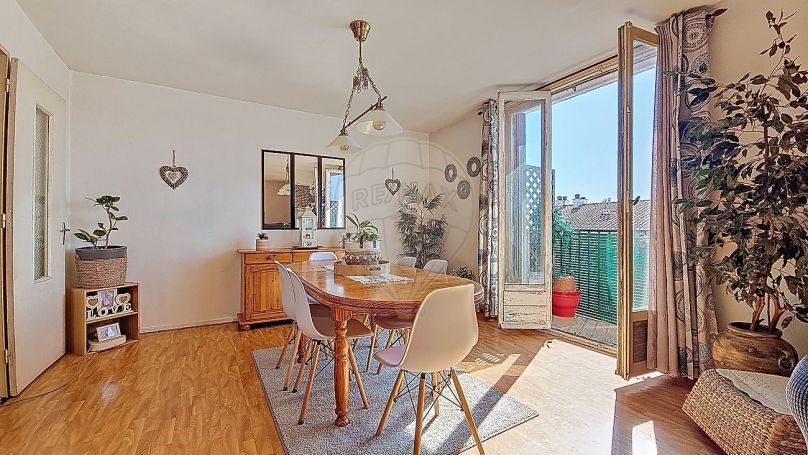 A louer APPARTEMENT T4 84 M2  PERPIGNAN
