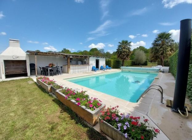 A vendre MAISON  DE MAîTRE  SAINT QUANTIN DE RANCANNE