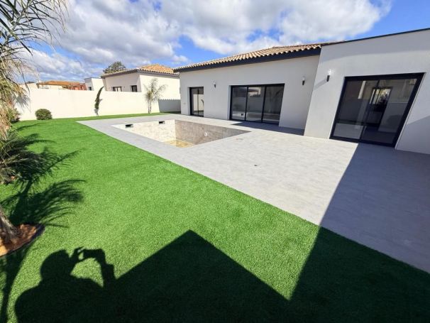 A vendre MAISON  4 PIECES 104 M2  GINESTAS