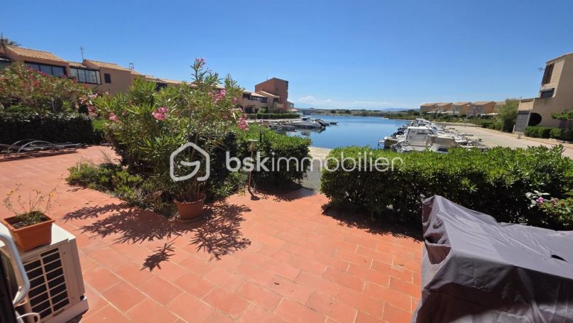 A louer APPARTEMENT T3 50 M2 TERRASSE BORD DE MER LEUCATE
