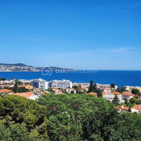 A louer APPARTEMENT T2 39 M2 TERRASSE VUE MER NICE