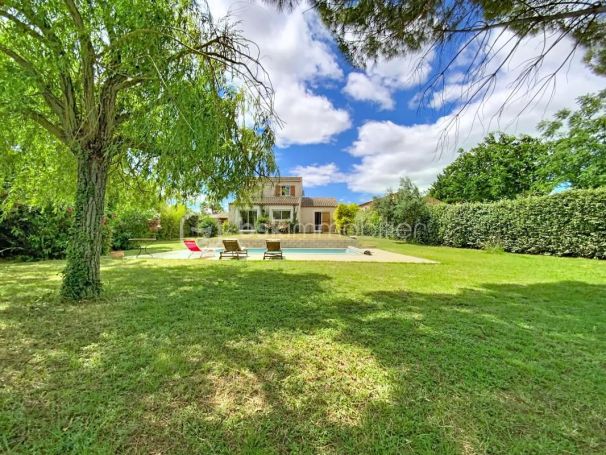A vendre MAISON  5 PIECES 144 M2  NEZIGNAN L EVEQUE