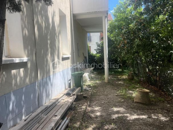 A louer APPARTEMENT T5 65 M2  BEZIERS
