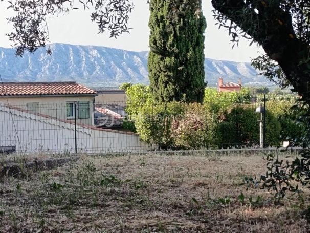 A vendre TERRAIN 620 M2 620 M2  PEYNIER