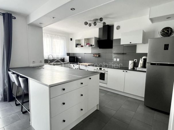 A louer APPARTEMENT T3 66 M2  PERPIGNAN