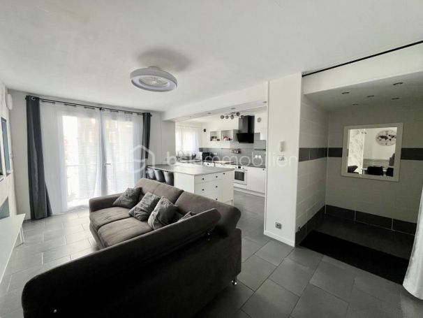 A louer APPARTEMENT T3 66 M2  PERPIGNAN