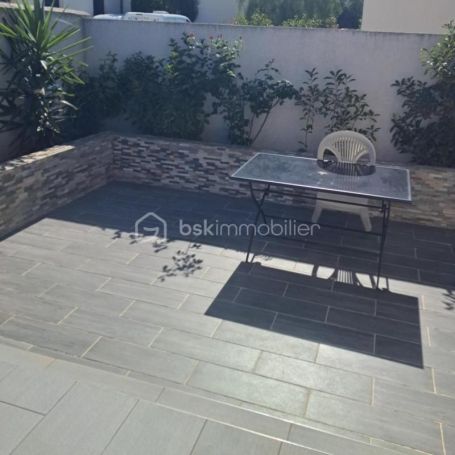 A louer MAISON  5 PIECES 107 M2  BEZIERS