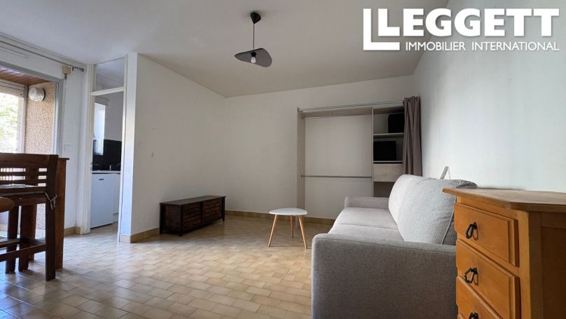A louer STUDIO  25 M2 TERRASSE  VERNET LES BAINS