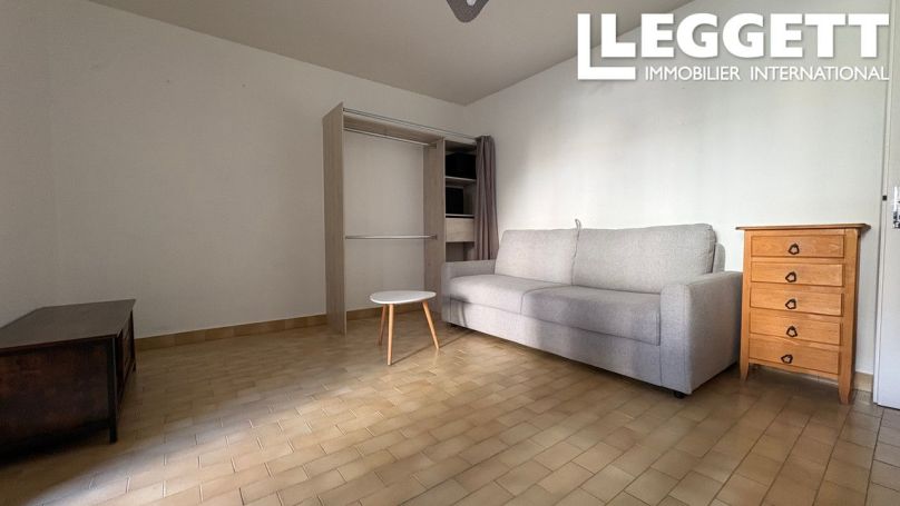 A louer STUDIO  25 M2 TERRASSE  VERNET LES BAINS