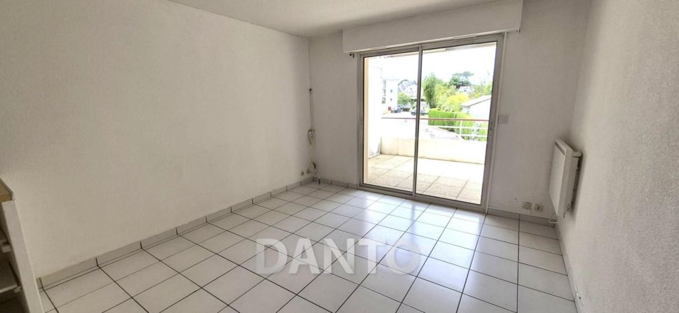 A louer APPARTEMENT T2 32 M2 TERRASSE PLAGE à PIED PORNICHET