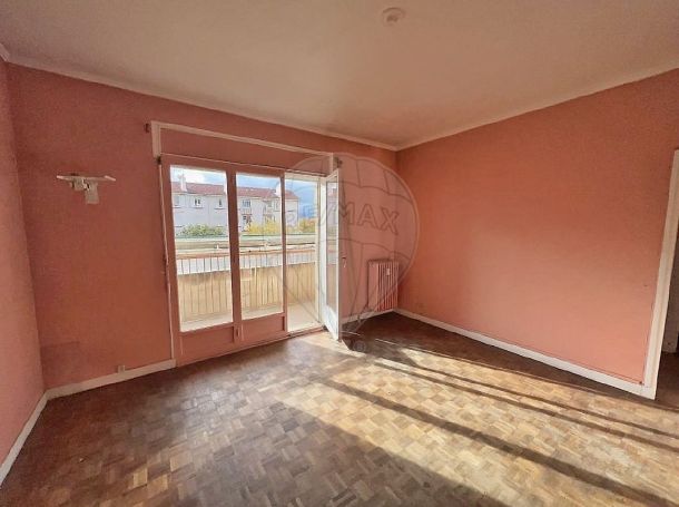 A louer STUDIO  34 M2  MARSEILLE 4EME