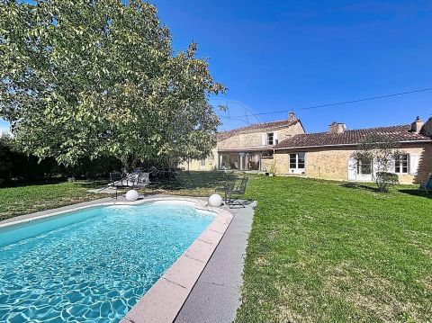 A vendre MAISON DE MAîTRE MONPRIMBLANC
