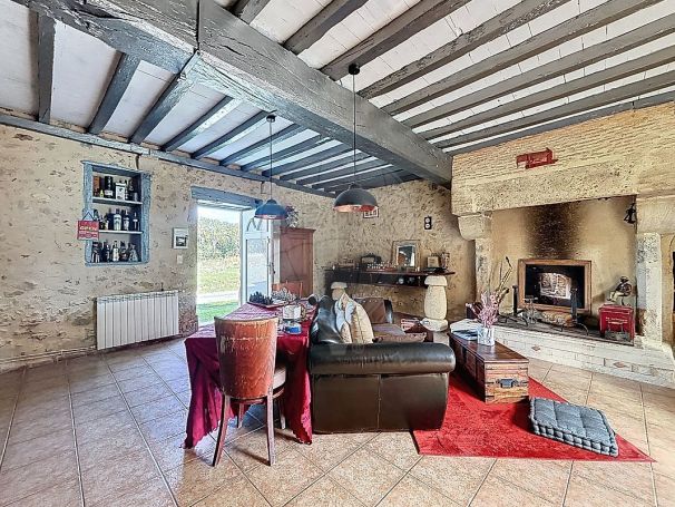 A vendre MAISON  DE MAîTRE  MONPRIMBLANC