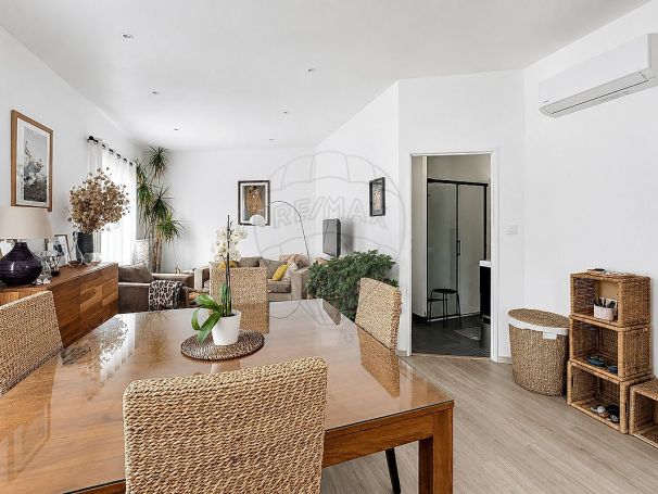 A louer APPARTEMENT T3 71 M2 TERRASSE  NIMES