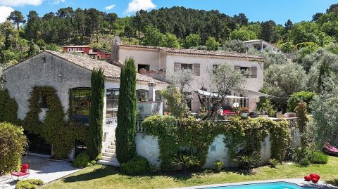 A louer MAISON CONTEMPORAINE LA ROQUETTE SUR VAR