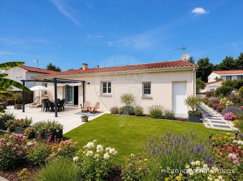 A louer MAISON CONTEMPORAINE BORD DE MER ROYAN
