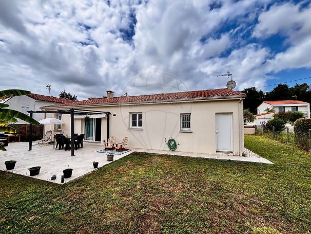 A louer MAISON  CONTEMPORAINE BORD DE MER ROYAN