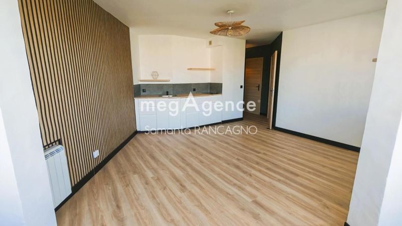A louer APPARTEMENT NEUF T2 47 M2 BORD DE MER FREJUS