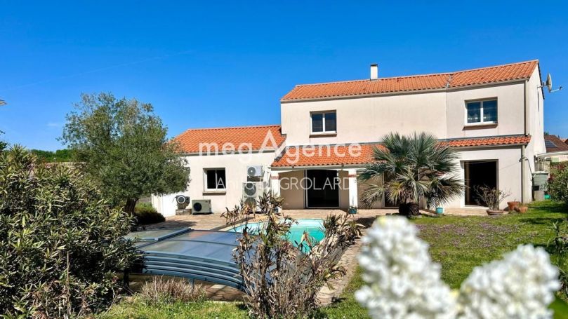 A louer MAISON  CONTEMPORAINE  LA ROCHE SUR YON