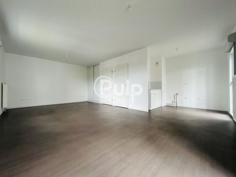 A louer APPARTEMENT T3 74 M2  SAINT NICOLAS