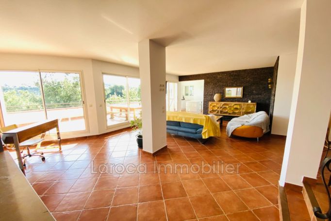 A vendre MAISON  4 PIECES 145 M2 BORD DE MER BANYULS SUR MER