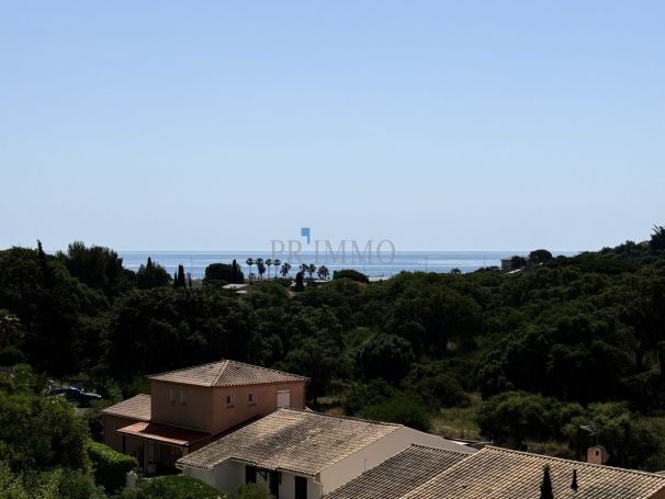 A vendre MAISON  5 PIECES 112 M2 VUE MER LES ISSAMBRES