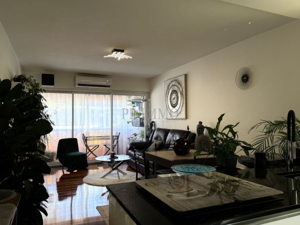 A louer APPARTEMENT T3 66 M2 BORD DE MER FREJUS