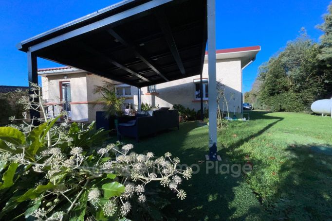 A vendre MAISON  4 PIECES 178 M2  SAINT VIVIEN DE MEDOC campagne
