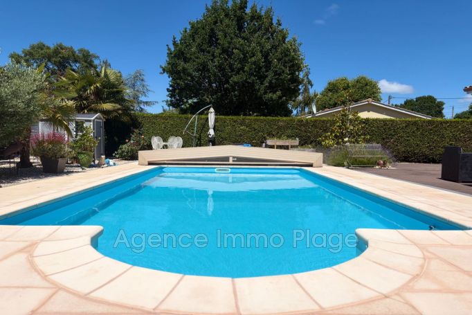 A vendre MAISON 4 PIECES 106 M2 BORD DE MER GRAYAN ET L HOPITAL