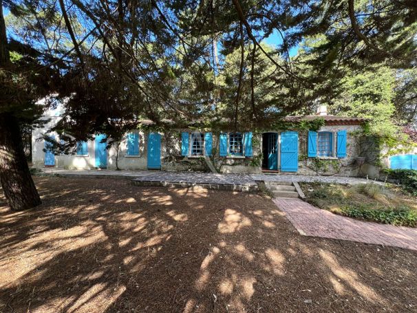 A vendre MAISON  6 PIECES 120 M2 BORD DE MER SAINT VINCENT SUR JARD