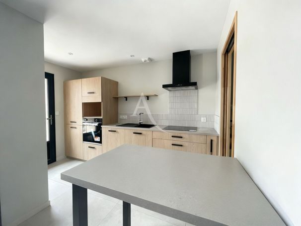 A louer MAISON CONTEMPORAINE BORD DE MER LONGEVILLE SUR MER