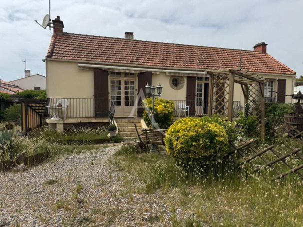 A vendre MAISON  3 PIECES 90 M2 PLAGE à PIED JARD SUR MER