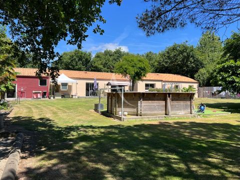 A vendre MAISON 6 PIECES 170 M2 BORD DE MER TALMONT SAINT HILAIRE