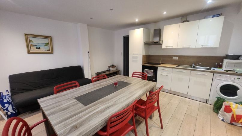 A louer APPARTEMENT NEUF T3 51 M2 BORD DE MER LA CIOTAT