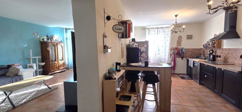 A louer APPARTEMENT T4 106 M2 TERRASSE  SIGNES