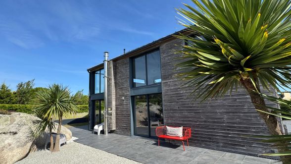 Maison d'architecte 157 M&sup2; vue mer kerlouan