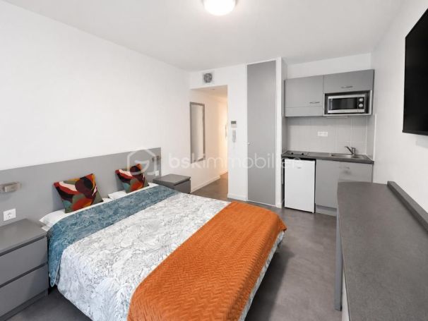 A louer STUDIO  21 M2  SAINT JEAN DE VEDAS