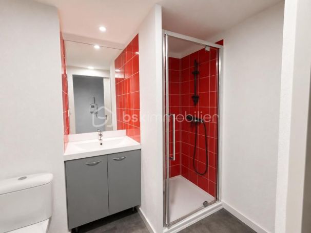 A louer STUDIO  21 M2  SAINT JEAN DE VEDAS