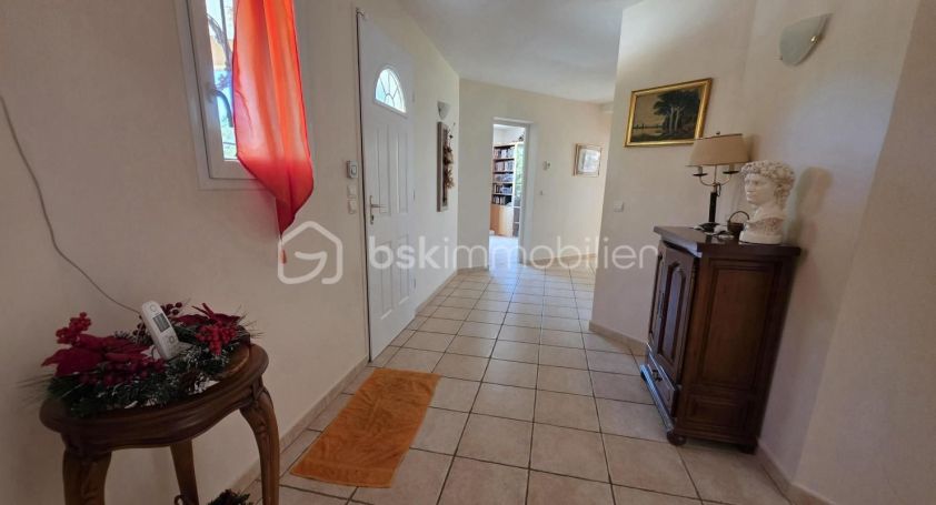 A louer MAISON  6 PIECES 170 M2  LES ARCS