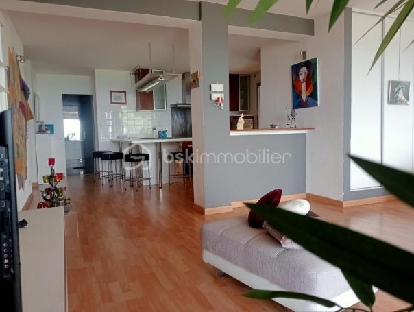 A louer APPARTEMENT T2 72 M2 TERRASSE  GRASSE