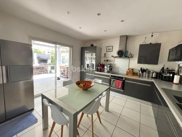 A louer MAISON  5 PIECES 148 M2 BORD DE MER AGDE