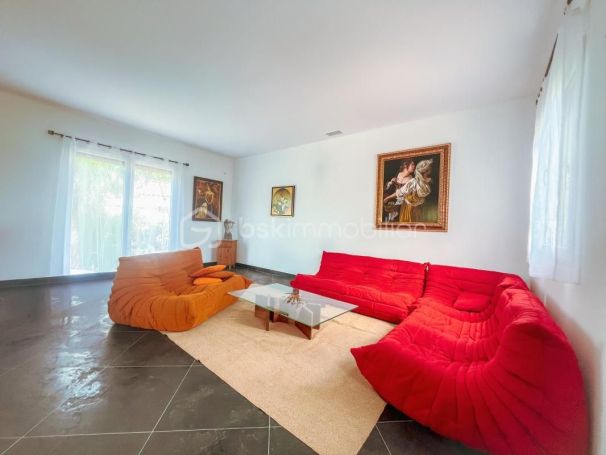 A vendre MAISON  7 PIECES 240 M2  SAINT HILAIRE DE BRETHMAS