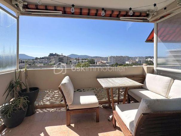 A louer APPARTEMENT T3 64 M2 BORD DE MER LA GARDE