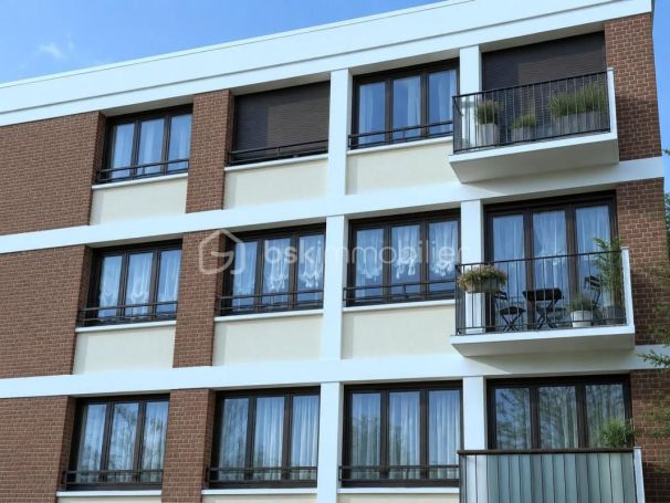 A louer APPARTEMENT T5 93 M2  AMIENS