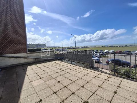 A louer APPARTEMENT T3 48 M2 TERRASSE PIEDS DANS L'EAU DIEPPE