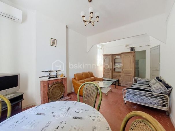 A louer STUDIO  32 M2 TERRASSE BORD DE MER LA SEYNE SUR MER